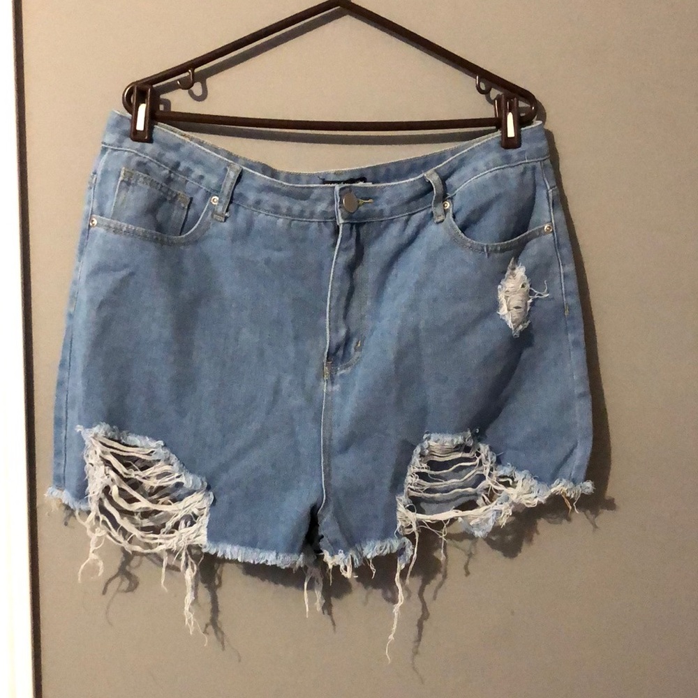 Ripped Jean shorts